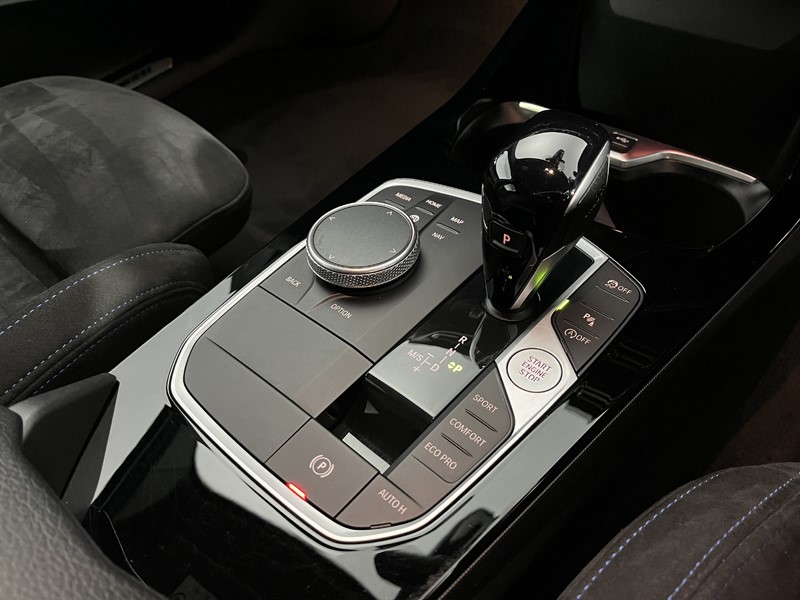 2022 (71) BMW 1 SERIES M135i xDrive 5dr Step Auto 4930072