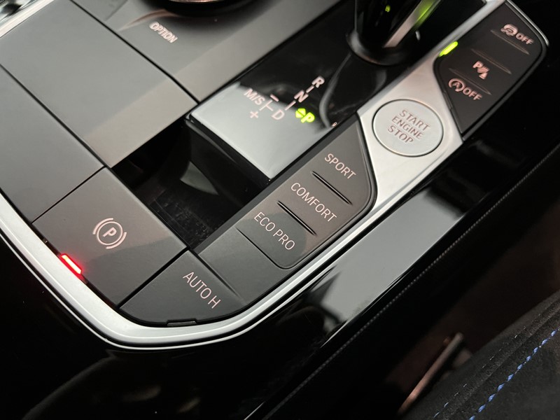 2022 (71) BMW 1 SERIES M135i xDrive 5dr Step Auto 4930096