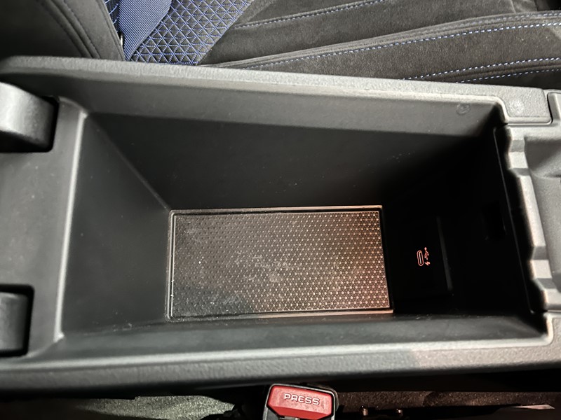 2022 (71) BMW 1 SERIES M135i xDrive 5dr Step Auto 4930097