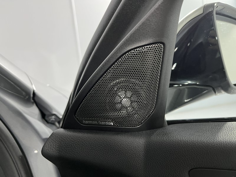 2022 (71) BMW 1 SERIES M135i xDrive 5dr Step Auto 4930083