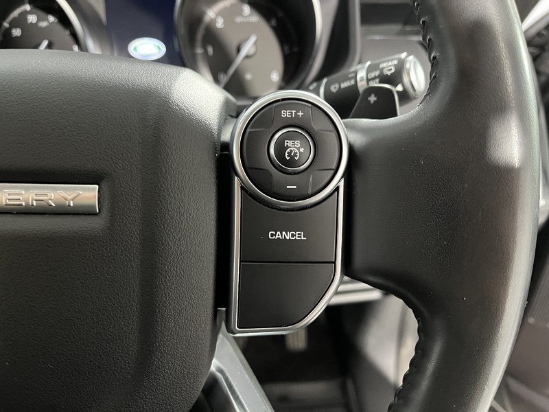 2018 (18) LAND ROVER DISCOVERY 3.0 TD6 SE 5dr Auto 4933425