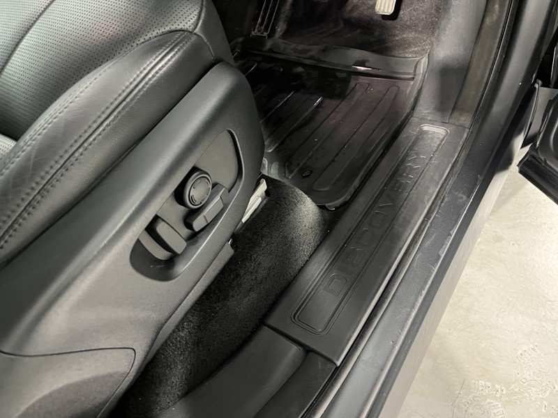 2018 (18) LAND ROVER DISCOVERY 3.0 TD6 SE 5dr Auto 4933420