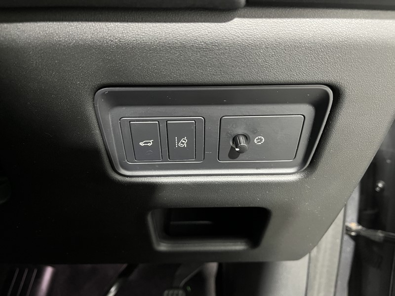 2018 (18) LAND ROVER DISCOVERY 3.0 TD6 SE 5dr Auto 4933422