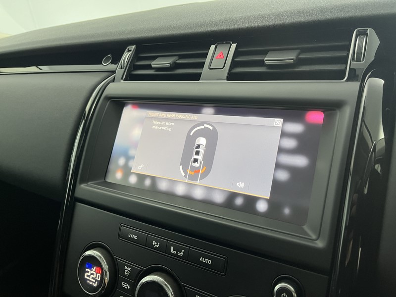 2018 (18) LAND ROVER DISCOVERY 3.0 TD6 SE 5dr Auto 4933419