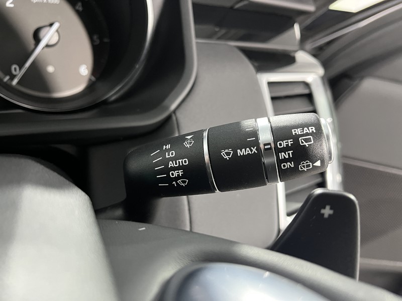 2018 (18) LAND ROVER DISCOVERY 3.0 TD6 SE 5dr Auto 4933426