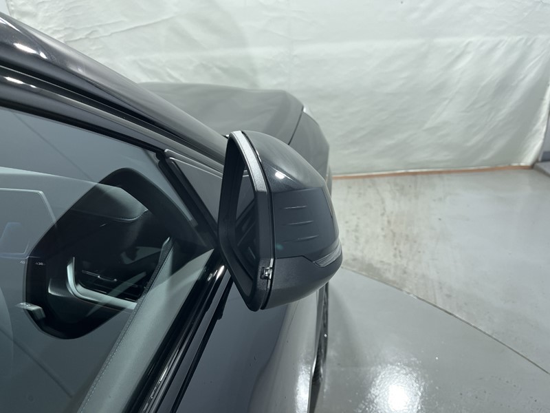 2025 (75) BMW iX2 150kW eDrive20 M Sport 65kWh 5dr Auto 5265315