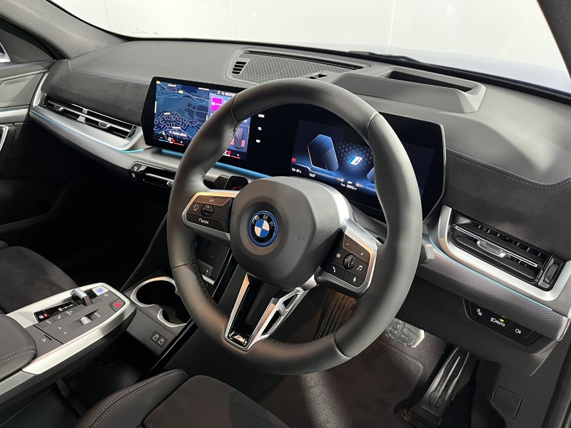 2025 (75) BMW iX2 150kW eDrive20 M Sport 65kWh 5dr Auto 5264931