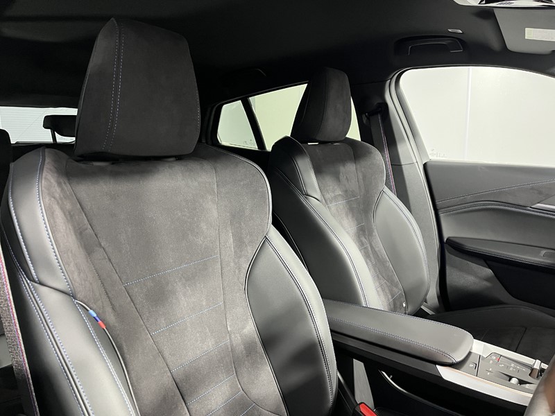 2025 (75) BMW iX2 150kW eDrive20 M Sport 65kWh 5dr Auto 5264936