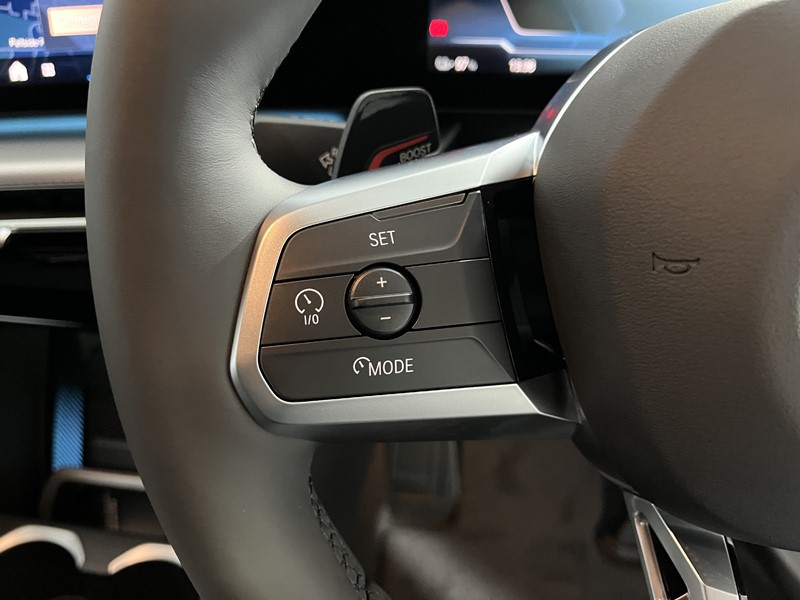 2025 (75) BMW iX2 150kW eDrive20 M Sport 65kWh 5dr Auto 5264947