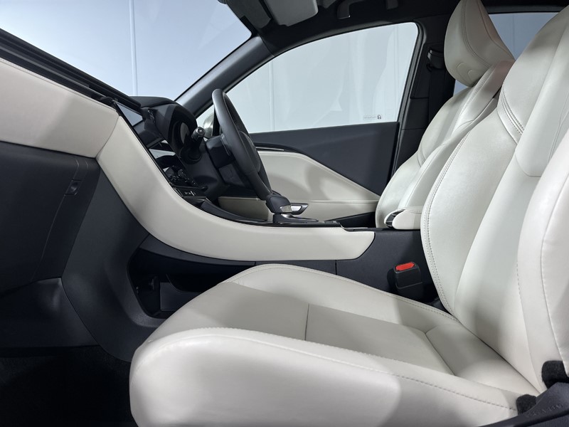 2024 (24) LEXUS LBX 1.5 Premium Plus 5dr E-CVT 4934248