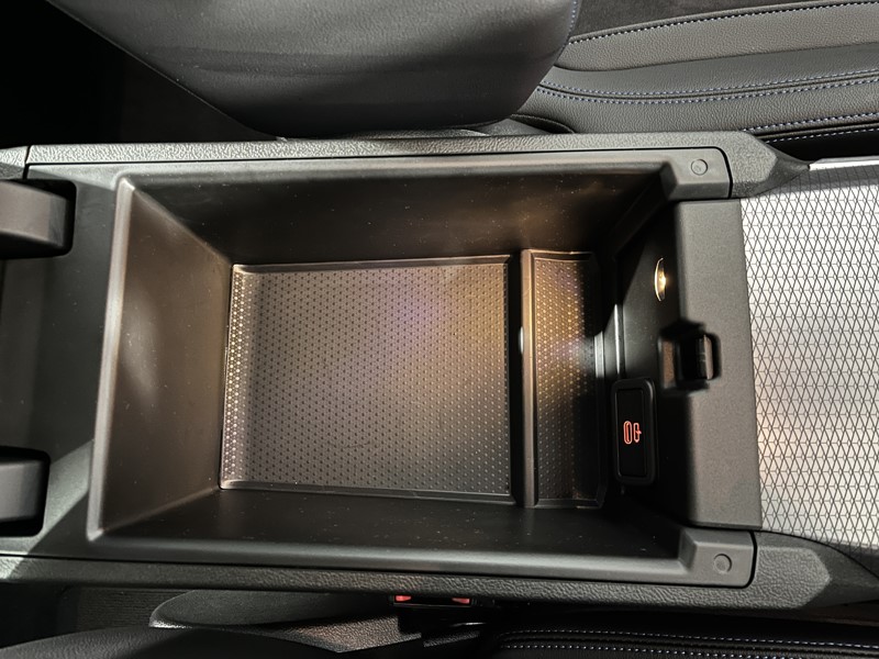 2024 (24) BMW 3 SERIES 320i M Sport 4dr Step Auto 4930288