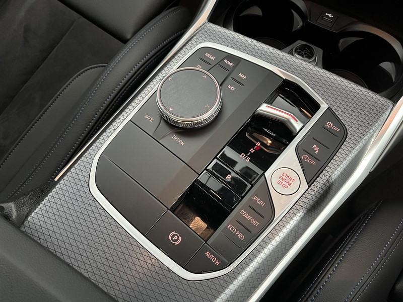 2024 (24) BMW 3 SERIES 320i M Sport 4dr Step Auto 4930263