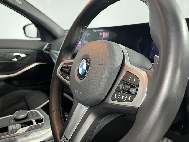 2024 (24) BMW 3 SERIES 320i M Sport 4dr Step Auto 4930275
