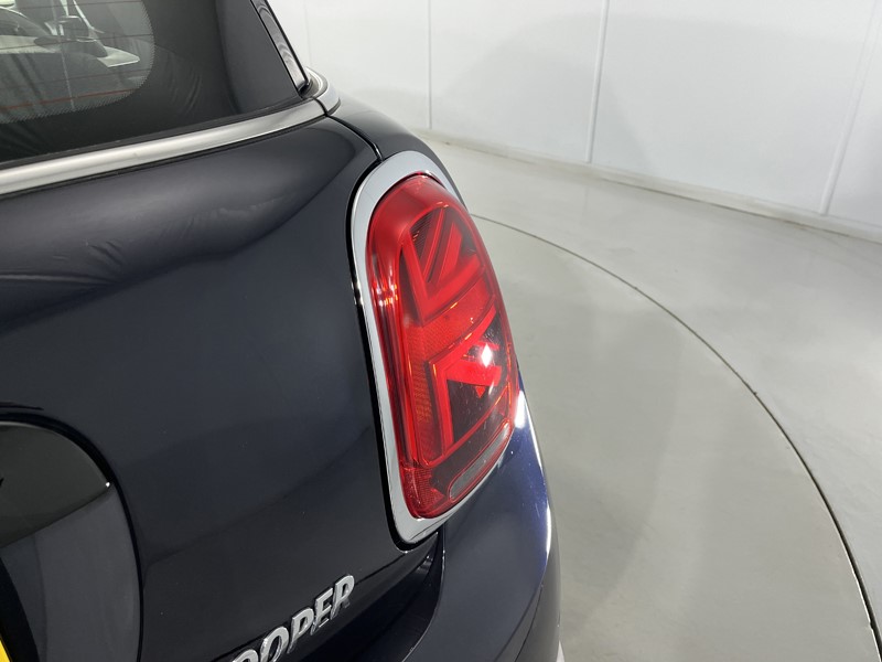 2023 (23) MINI HATCHBACK 1.5 Cooper Exclusive 3dr 4939193