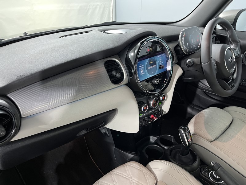 2023 (23) MINI HATCHBACK 1.5 Cooper Exclusive 3dr 4939161