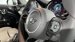 2023 (23) MINI HATCHBACK 1.5 Cooper Exclusive 3dr 4939175