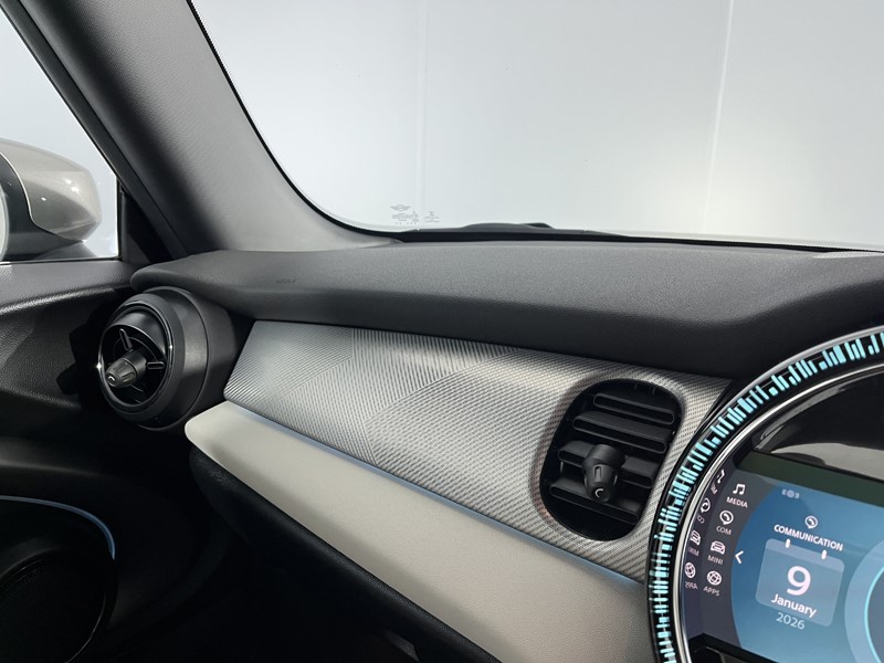 2023 (23) MINI HATCHBACK 1.5 Cooper Exclusive 3dr 4939179