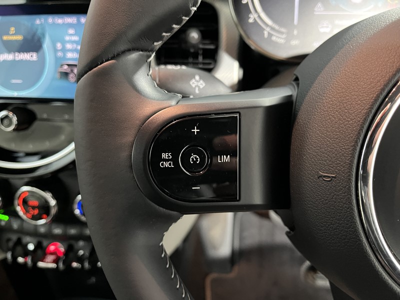 2023 (23) MINI HATCHBACK 1.5 Cooper Exclusive 3dr 4939176