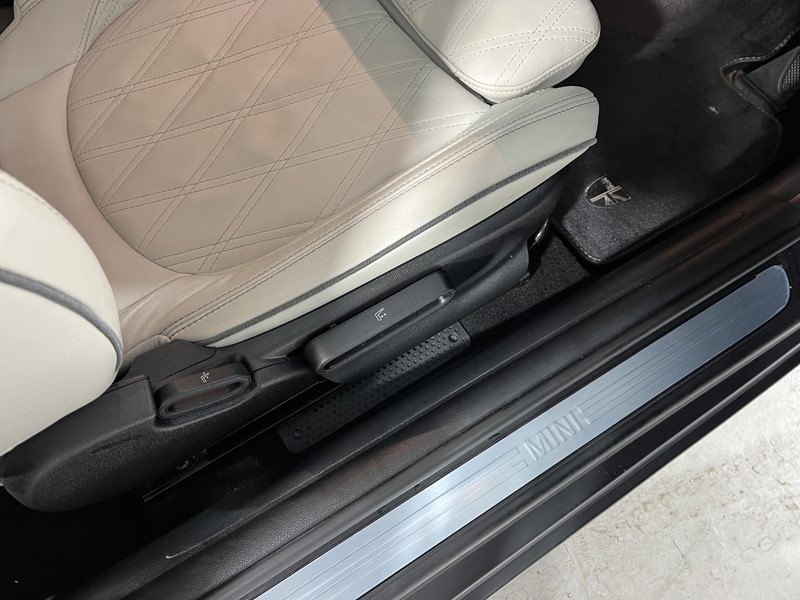 2023 (23) MINI HATCHBACK 1.5 Cooper Exclusive 3dr 4939172