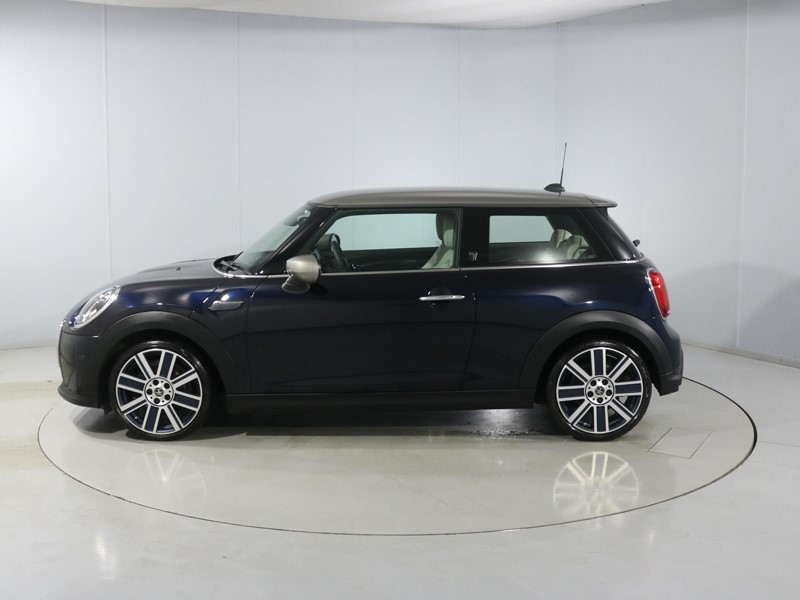 2023 (23) MINI HATCHBACK 1.5 Cooper Exclusive 3dr 4939196