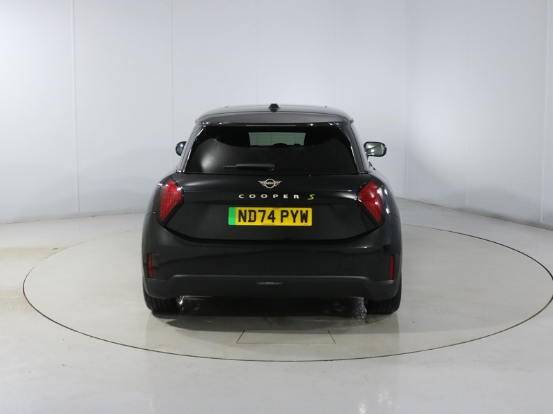 2024 (74) MINI COOPER 160kW SE Classic 54kWh 3dr Auto 4942896