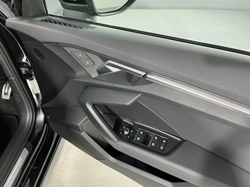 2020 (70) AUDI A3 35 TDI S Line 5dr S Tronic 4961221