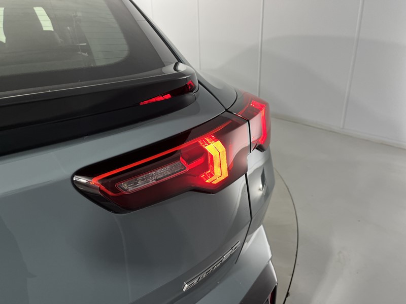 2025 (25) BMW iX2 150kW eDrive20 M Sport 65kWh 5dr Auto 4961329