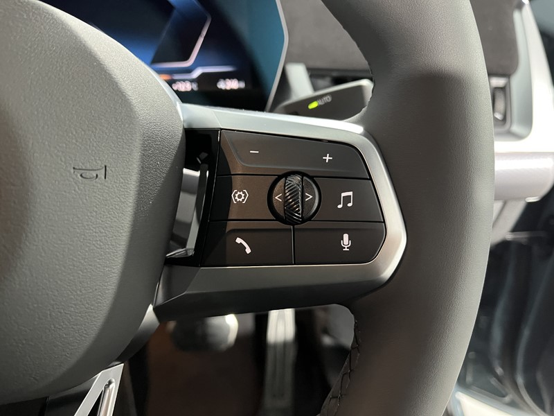 2025 (25) BMW iX2 150kW eDrive20 M Sport 65kWh 5dr Auto 4961311