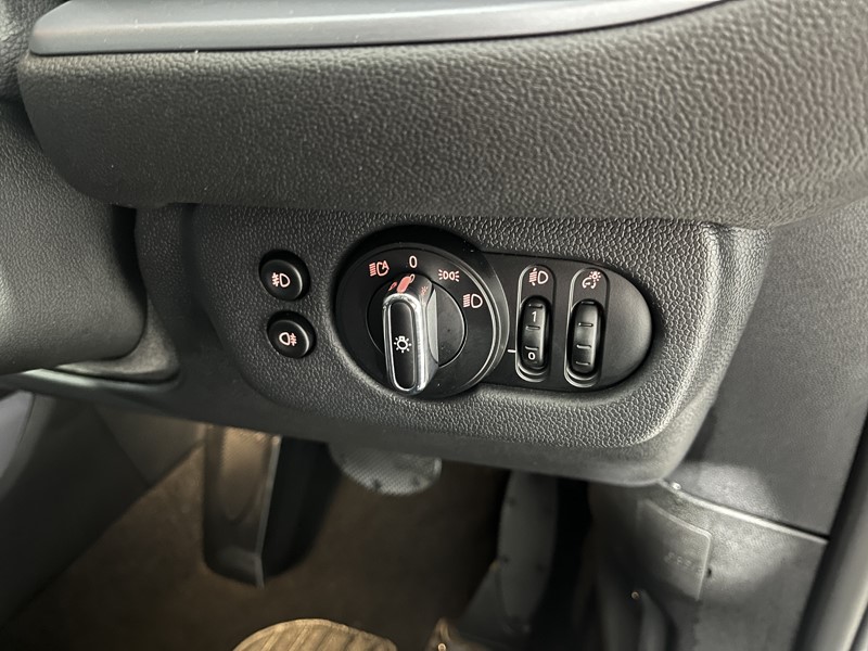 2023 (72) MINI CLUBMAN 1.5 Cooper Exclusive 6dr Auto 4956740