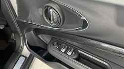 2023 (72) MINI CLUBMAN 1.5 Cooper Exclusive 6dr Auto 4956738