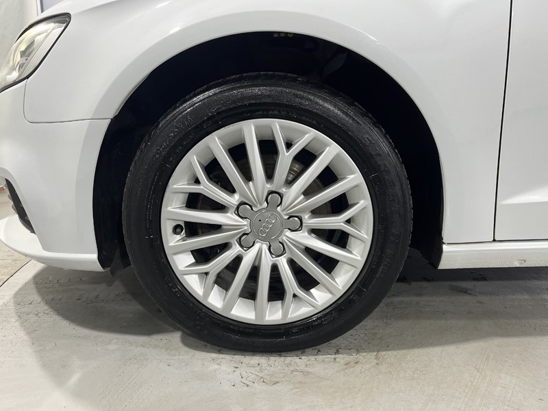 2016 (66) AUDI A3 1.6 TDI SE Technik 5dr 4942984