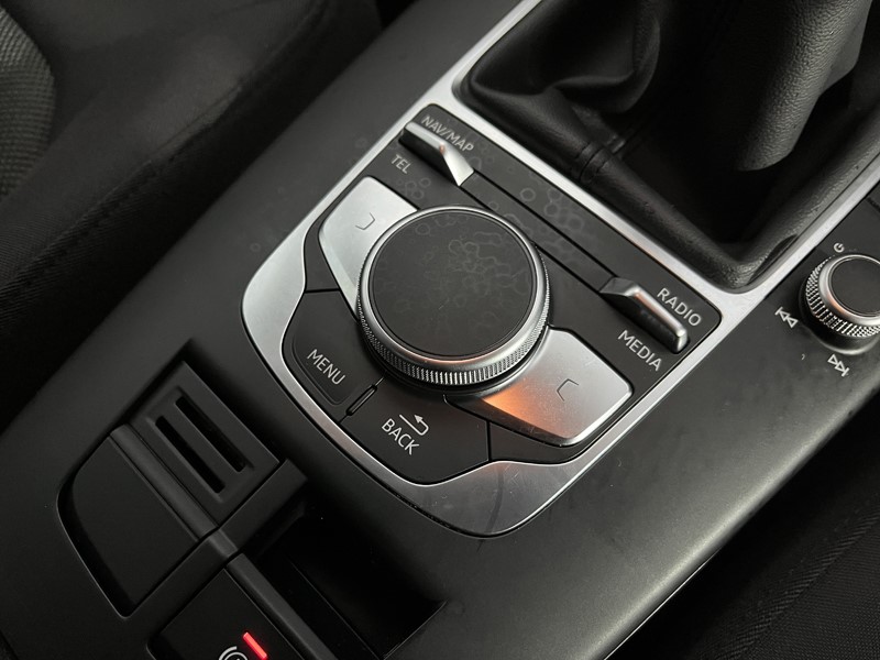 2016 (66) AUDI A3 1.6 TDI SE Technik 5dr 4942999