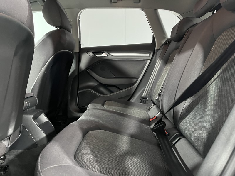 2016 (66) AUDI A3 1.6 TDI SE Technik 5dr 4943002