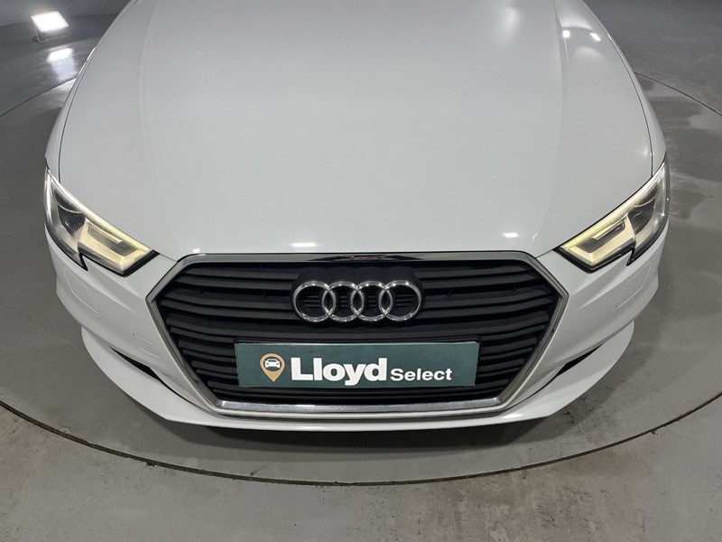 2016 (66) AUDI A3 1.6 TDI SE Technik 5dr 4943005