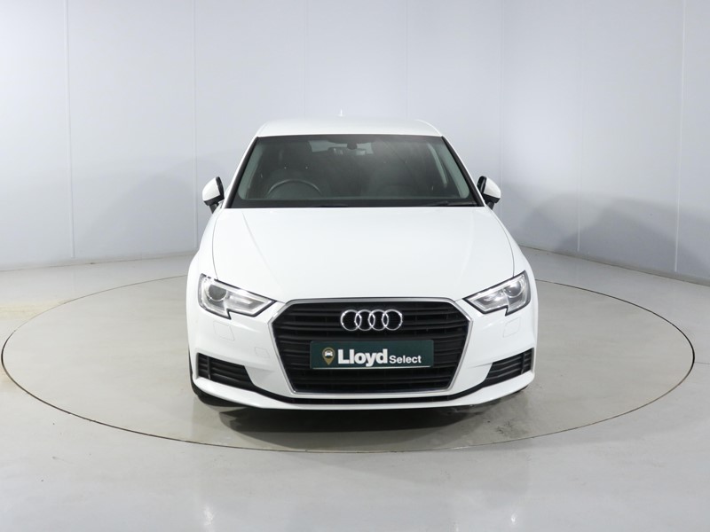 2016 (66) AUDI A3 1.6 TDI SE Technik 5dr 4942986