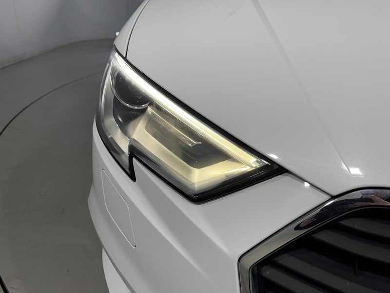 2016 (66) AUDI A3 1.6 TDI SE Technik 5dr 4943004
