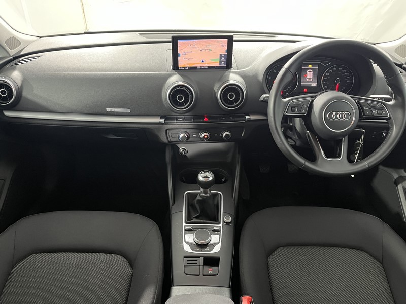 2016 (66) AUDI A3 1.6 TDI SE Technik 5dr 4942974