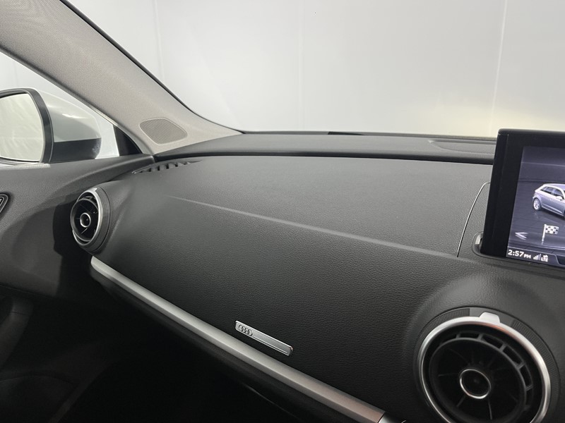 2016 (66) AUDI A3 1.6 TDI SE Technik 5dr 4942994