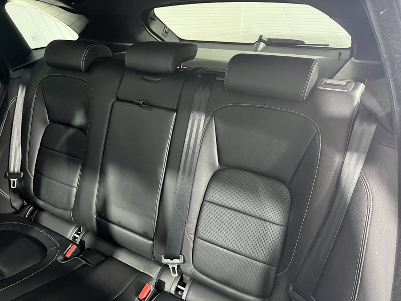 2020 (70) JAGUAR F-PACE 2.0d [180] Chequered Flag 5dr Auto AWD 4956824