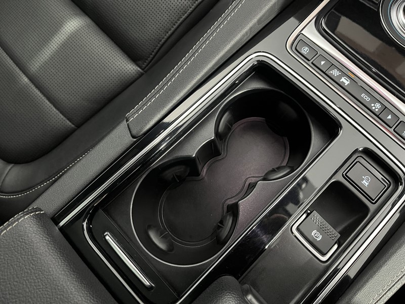 2020 (70) JAGUAR F-PACE 2.0d [180] Chequered Flag 5dr Auto AWD 4956845