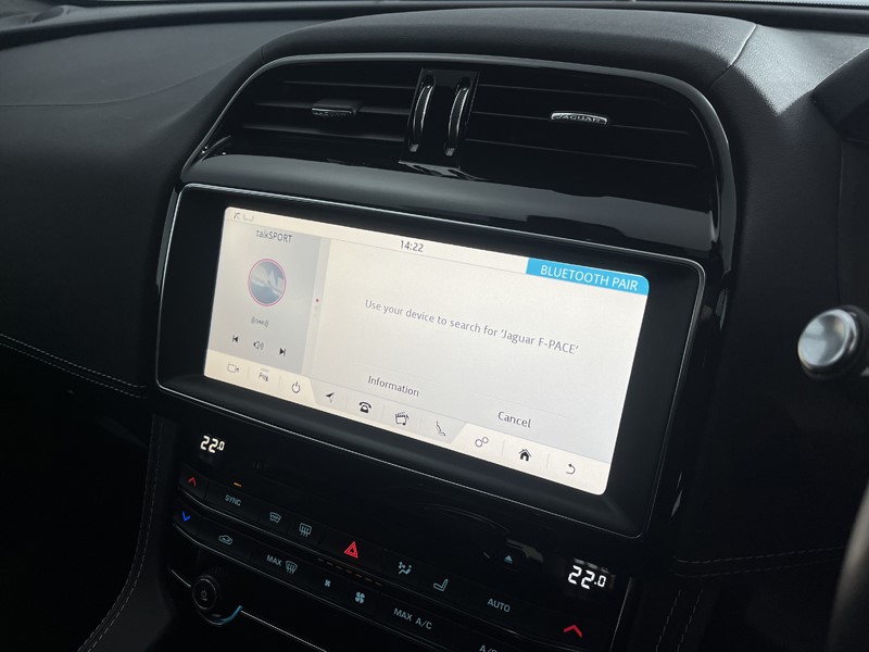 2020 (70) JAGUAR F-PACE 2.0d [180] Chequered Flag 5dr Auto AWD 4956843