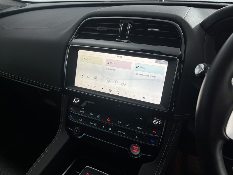 2020 (70) JAGUAR F-PACE 2.0d [180] Chequered Flag 5dr Auto AWD 4956820