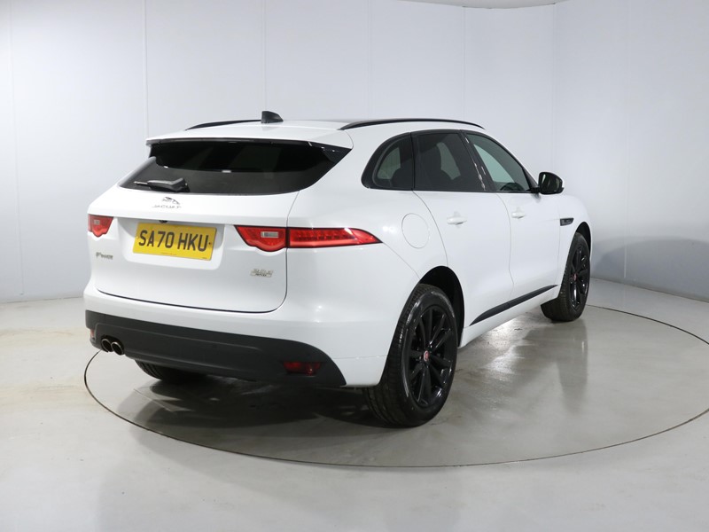 2020 (70) JAGUAR F-PACE 2.0d [180] Chequered Flag 5dr Auto AWD 4956860