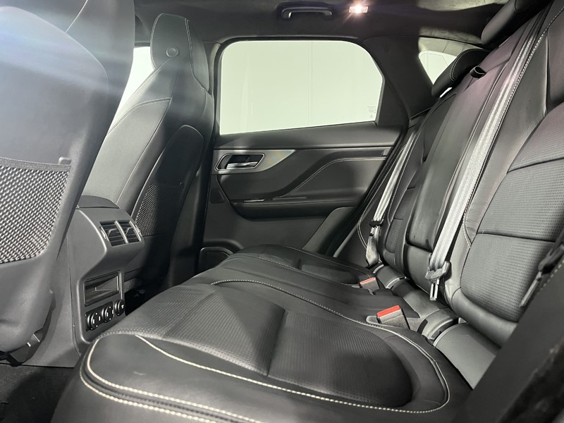 2020 (70) JAGUAR F-PACE 2.0d [180] Chequered Flag 5dr Auto AWD 4956849