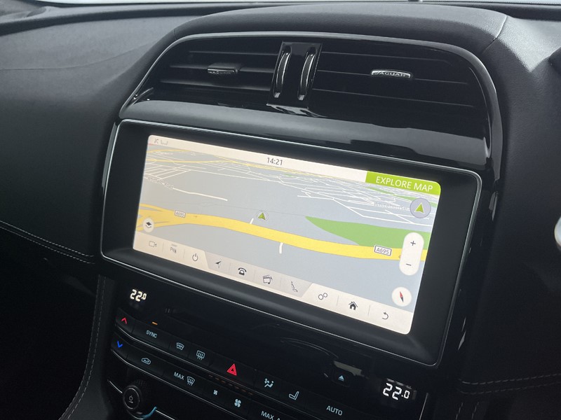 2020 (70) JAGUAR F-PACE 2.0d [180] Chequered Flag 5dr Auto AWD 4956830