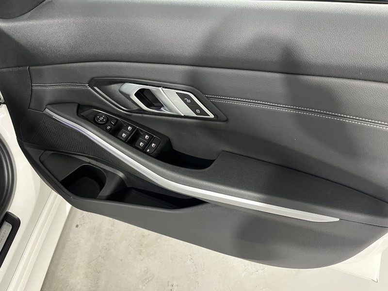 2019 (69) BMW 3 SERIES 320i M Sport 4dr Step Auto 4947339