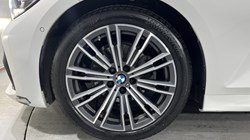 2019 (69) BMW 3 SERIES 320i M Sport 4dr Step Auto 4947335