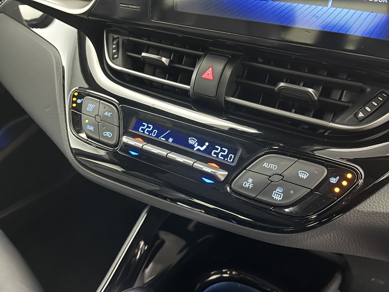 2019 (19) TOYOTA C-HR 1.8 Hybrid Dynamic 5dr CVT 4942865