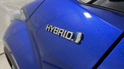 2019 (19) TOYOTA C-HR 1.8 Hybrid Dynamic 5dr CVT 4942875