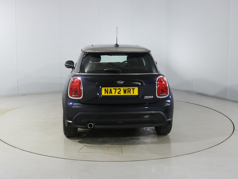 2022 (72) MINI HATCHBACK 1.5 Cooper Exclusive 3dr Auto 4960987